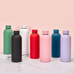 750ml Insulated Bottle Solid Color Stainless Steel Jug with Lid Large Capacity Ice Coffee Cup Portable for Driving Travel Home