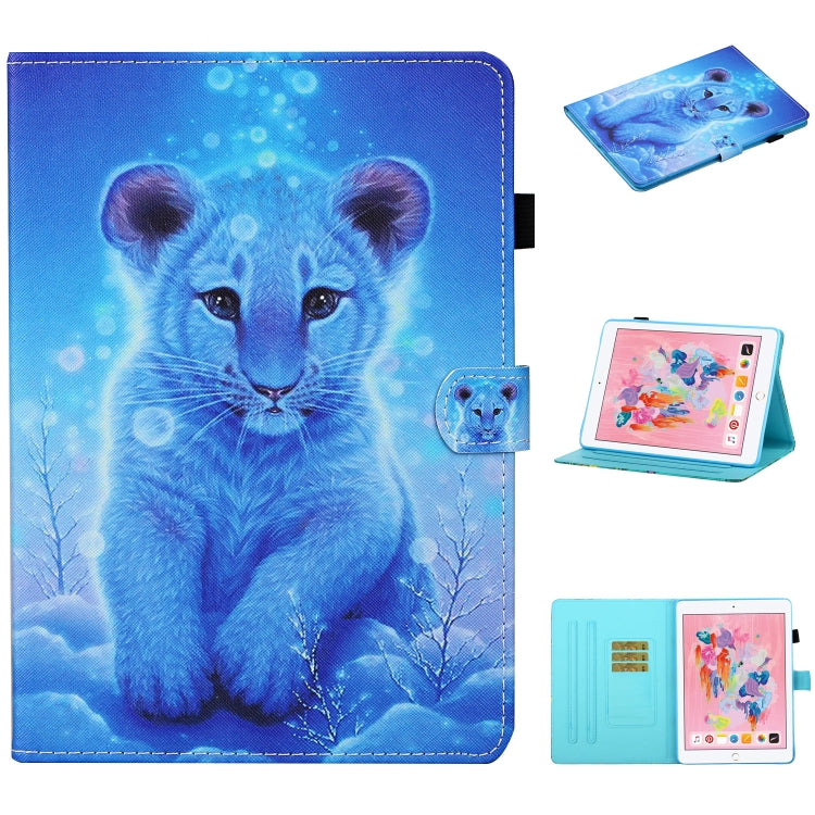 Estuche de cuero con tapa horizontal con costuras de dibujo de colores, soporte, ranuras para tarjetas, función de suspensión/activación y tira antideslizante, para iPad Air, iPad Air 2, iPad de 9,7 pulgadas (2017), iPad de 9,7 pulgadas (2018) Estuche de cuero con tapa horizontal con costuras de dibujo de colores, soporte, ranuras para tarjetas, función de suspensión/activación y tira antideslizante, para iPad Air, iPad Air 2, iPad de 9,7 pulgadas (2017), iPad de 9,7 pulgadas (2018)