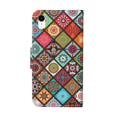 Horizontale Klapphülle aus Leder mit farbigem Zeichenmuster, Halter, Kartenfächern und Geldbörse, für iPhone 11