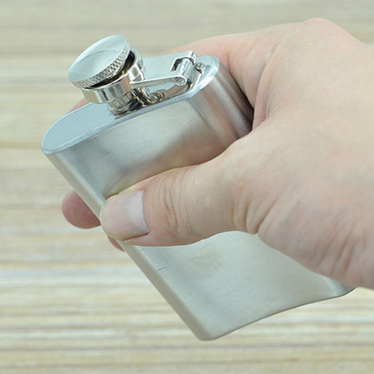 100ml(3.5oz)  Pocket Flagon Outdoor Sports Flat Liquor Flask Camping Ultralight Portable Wearproof Wine Pot(Silver), 100ml(3.5oz) 100ml(3.5oz)  Pocket Flagon Outdoor Sports Flat Liquor Flask Camping Ultralight Portable Wearproof Wine Pot(Silver), 100ml(3.5oz)