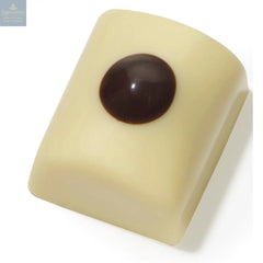 Modest - white chocolate with vanilla flavoured ganache 15g