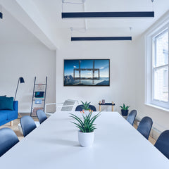 ProperAV Flat TV Wall Bracket (32" - 55" / 35kg Capacity / VESA Max. 400x400)