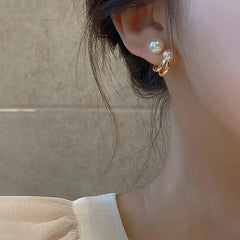 2025 New Retro Light Luxury Pearl Stud Earrings Korean Simple Jewelry Christmas Party Girl's Temperament Accessories For Woman