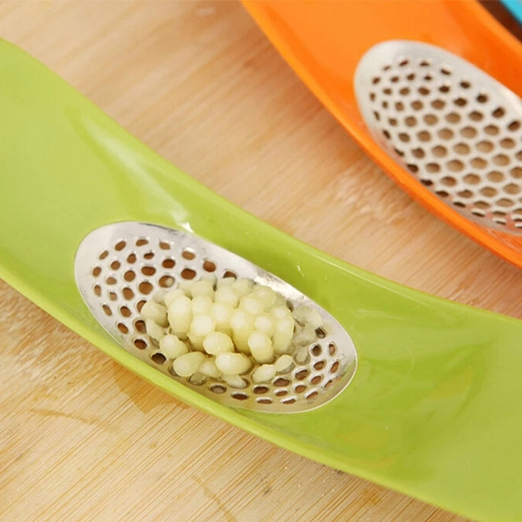 2 PCS Multifunctional Stainless Steel Arc-shaped Garlic Press Household Manual Garlic Crusher, Random Color Delivery, Garlic Crusher 2 PCS Multifunctional Stainless Steel Arc-shaped Garlic Press Household Manual Garlic Crusher, Random Color Delivery, Garlic Crusher