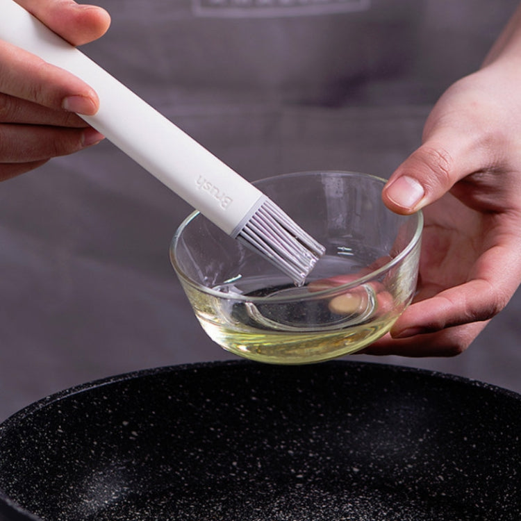 Kitchen Brush Removable Silicone Oil Brush Baking Barbecue Brush Oil Tool Random Color Delivery Kitchen Brush Removable Silicone Oil Brush Baking Barbecue Brush Oil Tool Random Color Delivery