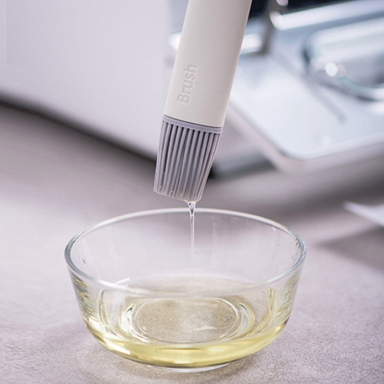 Kitchen Brush Removable Silicone Oil Brush Baking Barbecue Brush Oil Tool Random Color Delivery Kitchen Brush Removable Silicone Oil Brush Baking Barbecue Brush Oil Tool Random Color Delivery