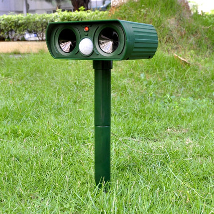 2 PCS Powerful Ultrasonic Solar-powered Animal Repeller With PIR Sensor & Light Sensor, Got the CE / ROHS Certification
