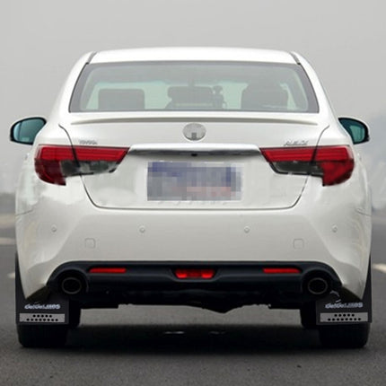 2 PCS WS-003 Premium Heavy Duty Molded Splash Mud Flaps Auto Front and Rear Guards, Small Size, Random Pattern Delivery