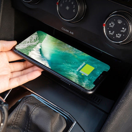 HFC-1030 Car Qi Standard Wireless Charger 10W Quick Charging for Volkswagen Tiguan L 2019-2021, Left Driving, HFC-1030