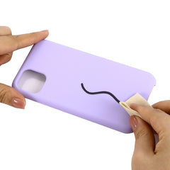 Stoßfeste Hülle aus einfarbigem Flüssigsilikon für das iPhone 11