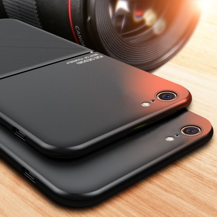 Funda clásica de PC + TPU a prueba de golpes con diseño magnético con tiras inclinadas para iPhone 6, iPhone 6 Plus, iPhone SE 2022/SE 2020/8/7, iPhone 8 Plus/7 Plus, iPhone 11, iPhone 11 Pro, iPhone 11 Pro Max, iPhone 12 mini
