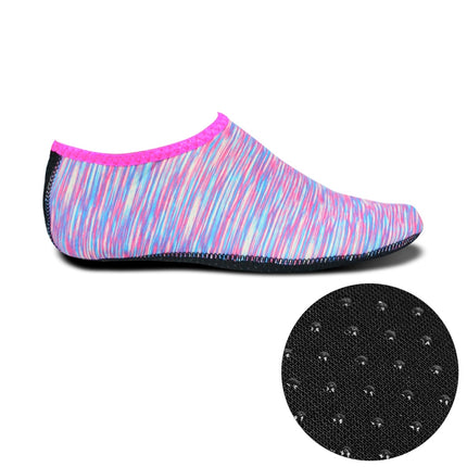 Non-slip Plastic Grain Texture Thick Cloth Sole Printing Diving Shoes and Socks, One Pair