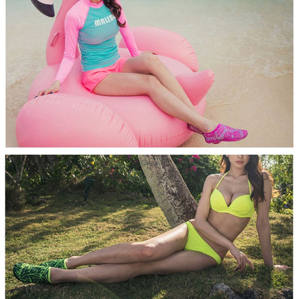 3mm Non-slip Rubber Embossing Texture Sole Figured Diving Shoes and Socks, One Pair