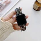 7 45mm / 6 & SE & 5 & 4 44mm / 3 & 2 & 1 42mm / Black + Rose Gold