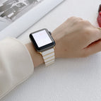 7 45mm / 6&SE&5&4 44mm / 3&2&1 42mm / White Silver