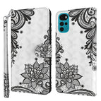 For Motorola Moto G22 / Diagonal Black Flower