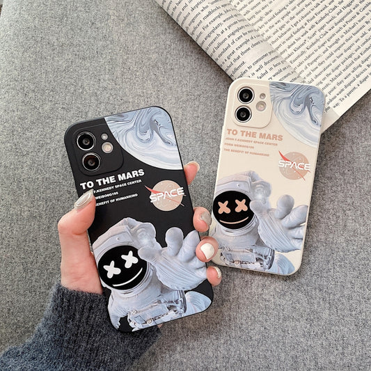 Martian Astronaut Pattern Shockproof Phone Case, For iPhone 14 Pro Max, For iPhone 14 Pro, For iPhone 14 Plus, For iPhone 14, For iPhone 13 Pro Max, For iPhone 13 Pro, For iPhone 13, For iPhone 12 Pro Max, For iPhone 12 Pro, For iPhone 12