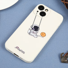 Astronaut Swinging Pattern TPU Phone Case, For iPhone 14 Plus, For iPhone 14, For iPhone 14 Pro, For iPhone 14 Pro Max, For iPhone SE 2022 / SE 2020 / 8 / 7, For iPhone 13 Pro Max, For iPhone 13 Pro, For iPhone 13, For iPhone 13 mini, For iPhone 12