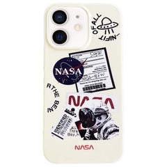 Astronaut Pattern Glossy PC Phone Case, For iPhone 14 Plus, For iPhone 14, For iPhone 14 Pro, For iPhone 14 Pro Max, For iPhone 13 Pro Max, For iPhone 13 Pro, For iPhone 13, For iPhone 12, For iPhone 12 Pro Max, For iPhone 12 Pro, For iPhone 11 Pro Max