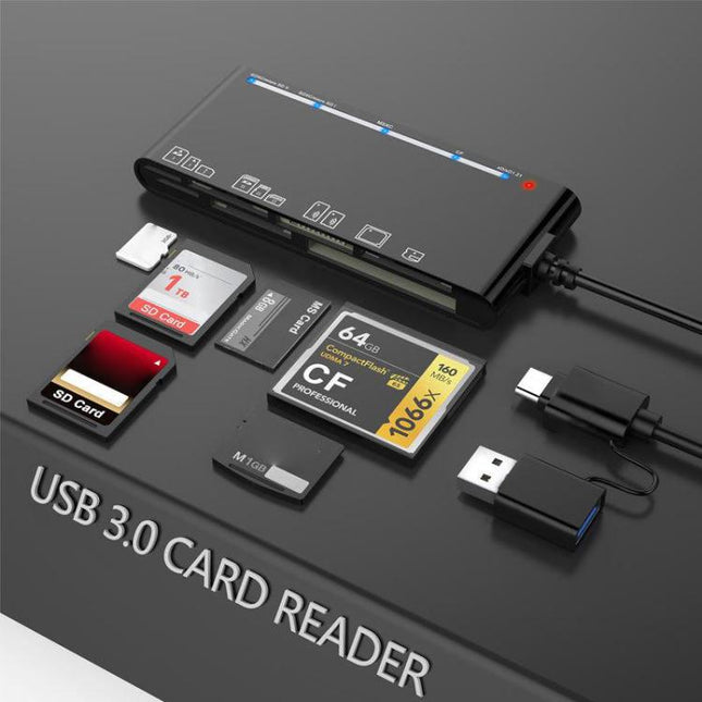 CR7 USB3.0 + Type-C Multi-function Card Reader CF / XD / MS / SD / TF Card 7 in 1, USB3.0 + Type-C