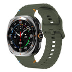 L / Army Green