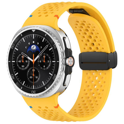 xDfind Magnetic Black Buckle Honeycomb Breathable Silicone Watch Band, For Galaxy Watch9 / 8 / 8 Classic