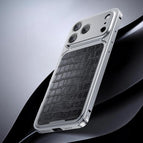 For iPhone 17 Pro / Silver Black