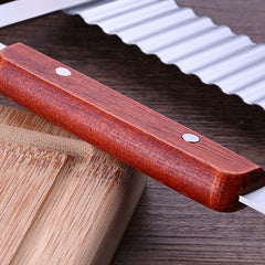 SSGP Stainless Steel Fruits Vegetables Wave Shaped Cutting Creative Cut Tool, 18x11.5cm