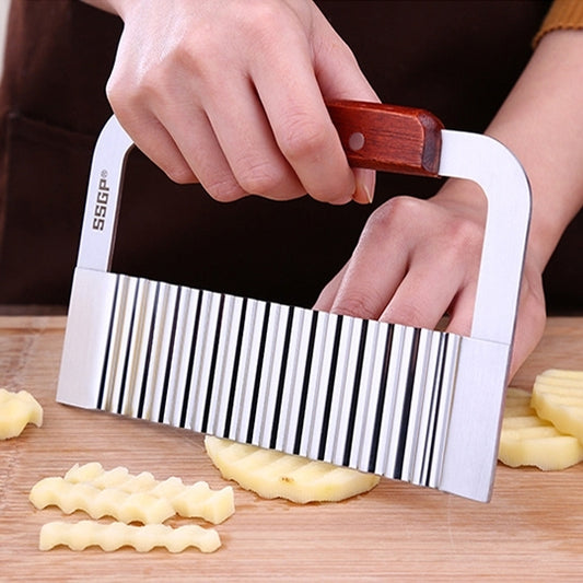 SSGP Stainless Steel Fruits Vegetables Wave Shaped Cutting Creative Cut Tool, 18x11.5cm