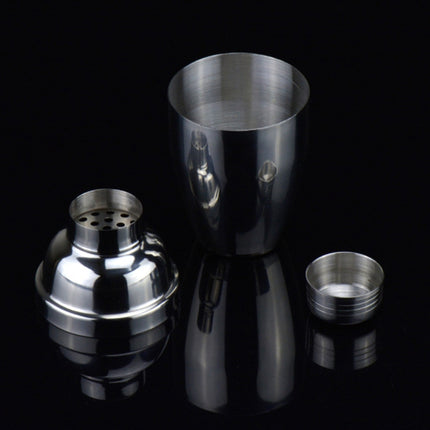5 in 1 Classic Stainless Steel Shaker Set, Capacity: 550ml (Shaker + Jigger + Strainer + Ice Clip + Stirrer Pipe), 5 in 1 Shaker Set