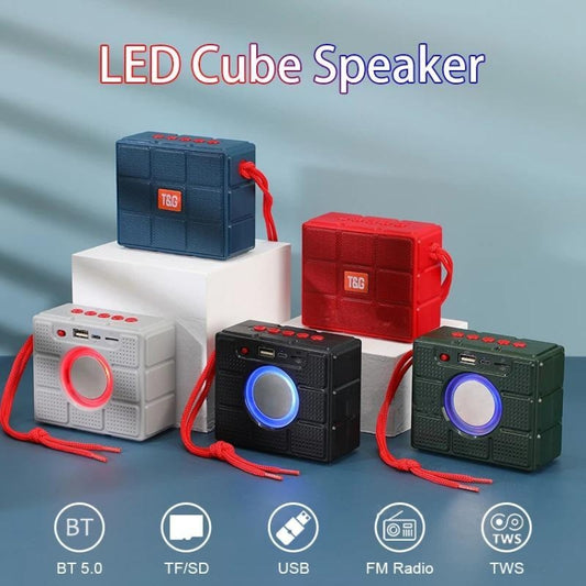 T&G TG311 LED Flashlight Portable Bluetooth Speaker, Support TF Card / FM / 3.5mm AUX / U Disk