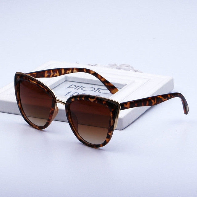 Fashion Cat Eye  Vintage Gradient Glasses UV400 Sunglasses for Ladies, Black, Brown