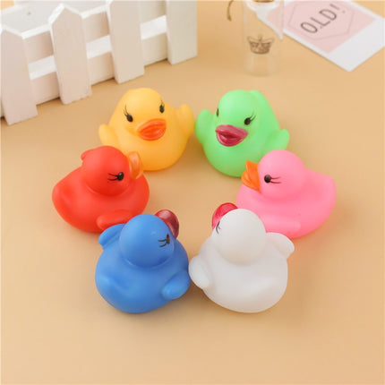 2 PCS LED Water Induction Light Duck Baby Bath Toys, Random Color Delivery, Light Duck Bath Toy