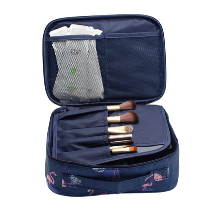 Large Capacity Portable Lady Waterproof Padded Travel Cosmetic Bag Beautician Storage Bags Women Makeup Bag