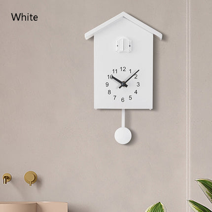 T60 Cuckoo Clock The Bird Reports On The Hour Clock
