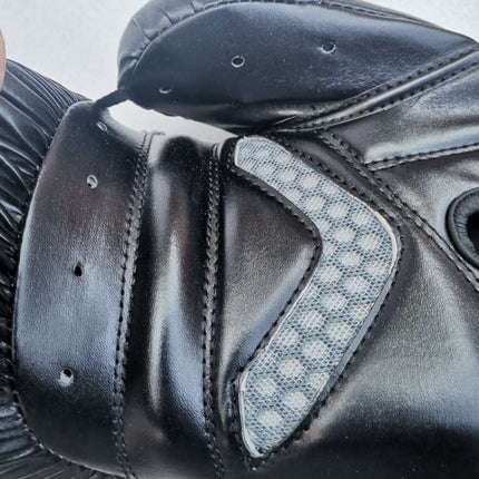 Boxing Sanda Gloves Free Fighting Half Finger Boxing Gloves, Black Golden