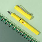 Makaron Yellow