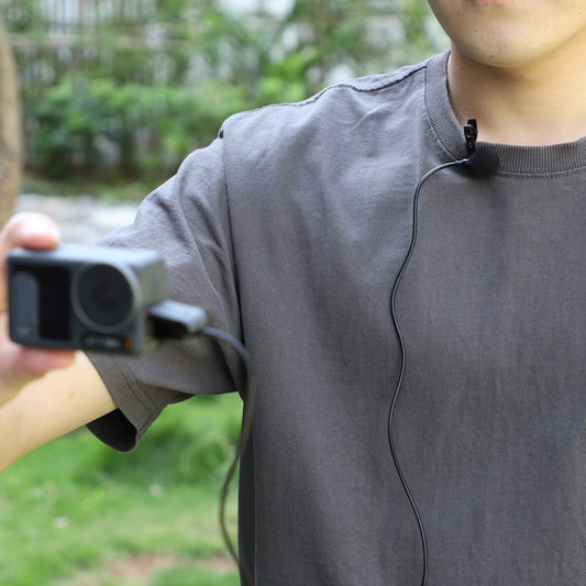 Sunnylife MC490 Halsbandmikrofon Bewegungskamera-Aufnahme Weizen, für DJI Action3/2, für Insta360 ONE RS, für Insta360 ONE X2/X3/1 Zoll 360 Edition