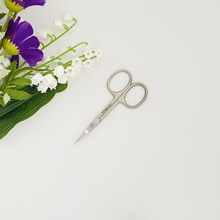 Nail Cuticle Scissor - 9.5cm Slightly Curved