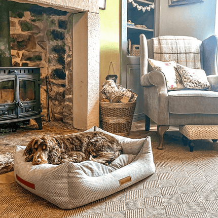 THE HIGHCLERE | LUXURY MEMORY FOAM BOLSTER DOG BED