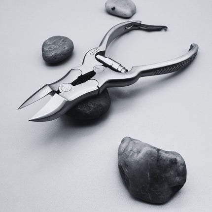 Cantilever Nipper | Concave Angled Podiatry Instruments